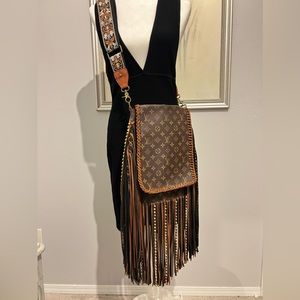 Authentic Louis Vuitton Musette Salsa Fringe Bag